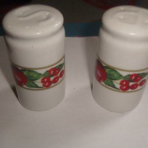 Salt pepper shakers fruit cherries apple blueberries